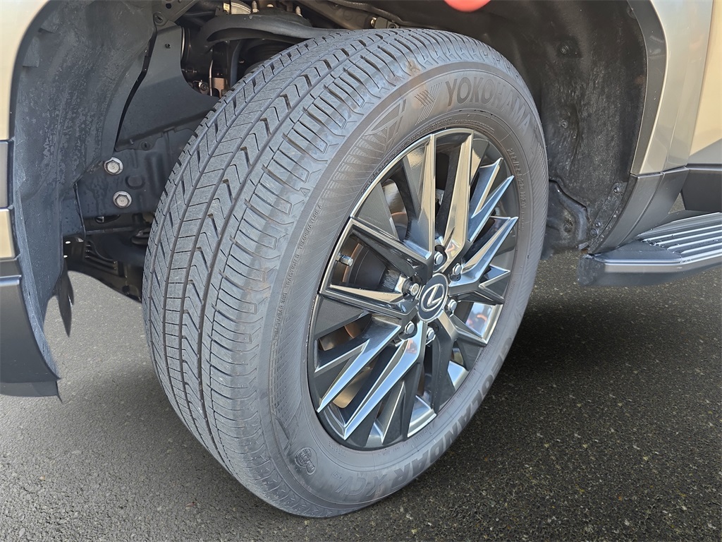 2024 Lexus GX 550 Premium photo 32