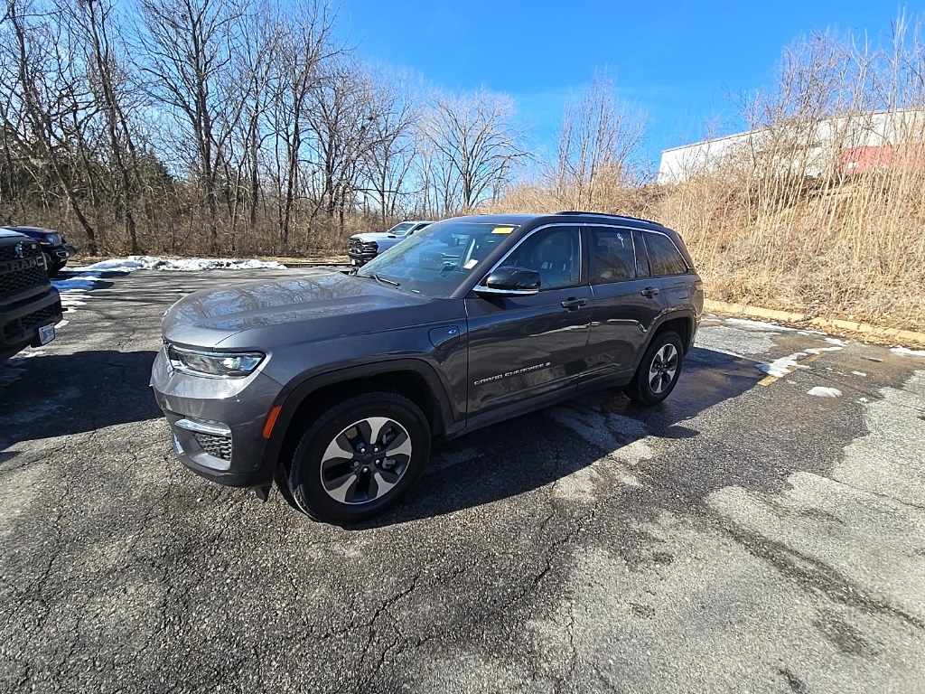 Used 2022 Jeep Grand Cherokee 4xe with VIN 1C4RJYB65N8725025 for sale in Kansas City