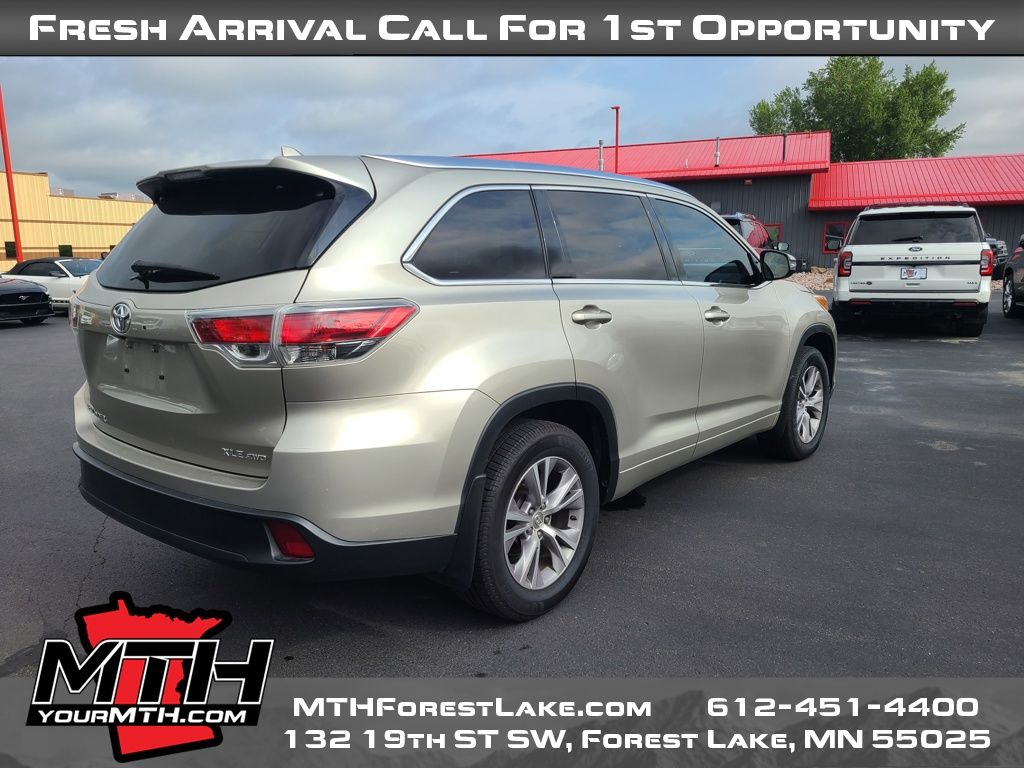 2015 Toyota Highlander Base Hybrid photo 8