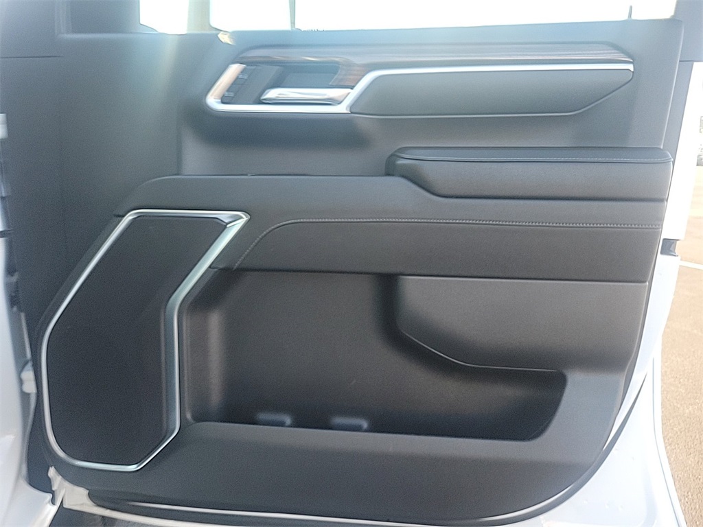 2024 CHEVROLET SILVERADO HD - Image 21