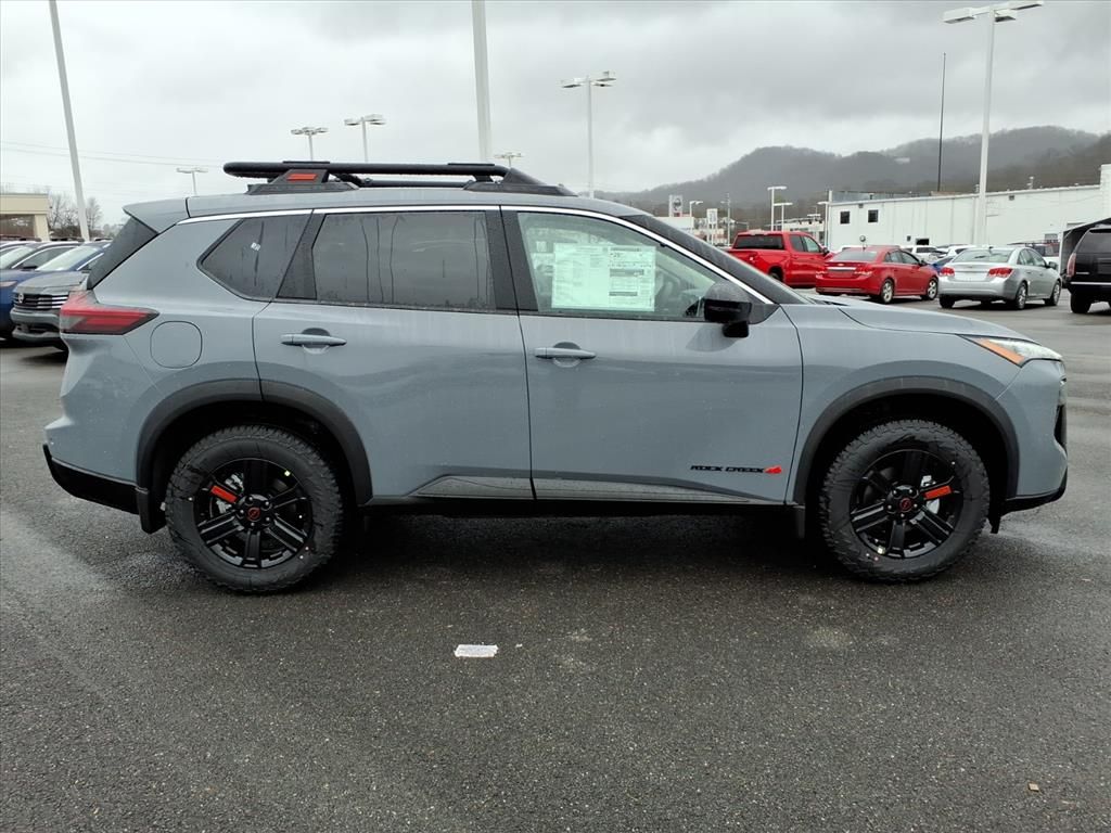 2026 Nissan Rogue SV photo 4