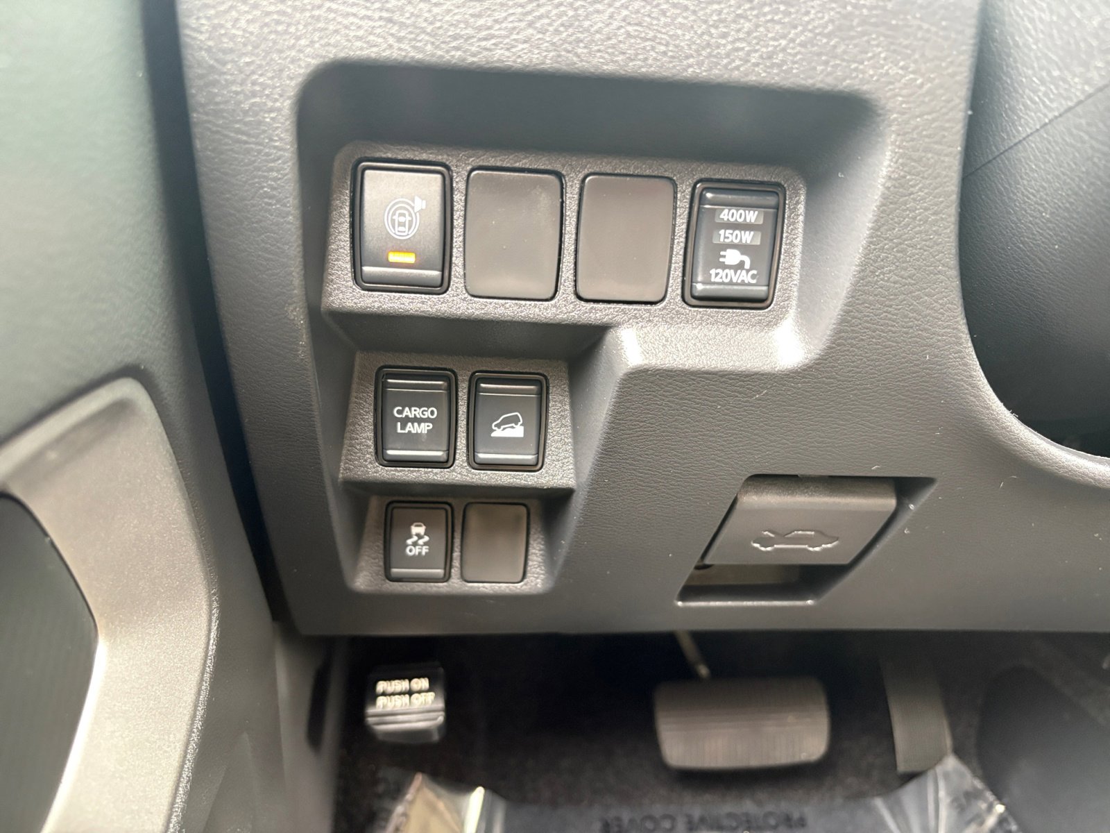 2024 Nissan Frontier SV photo 15