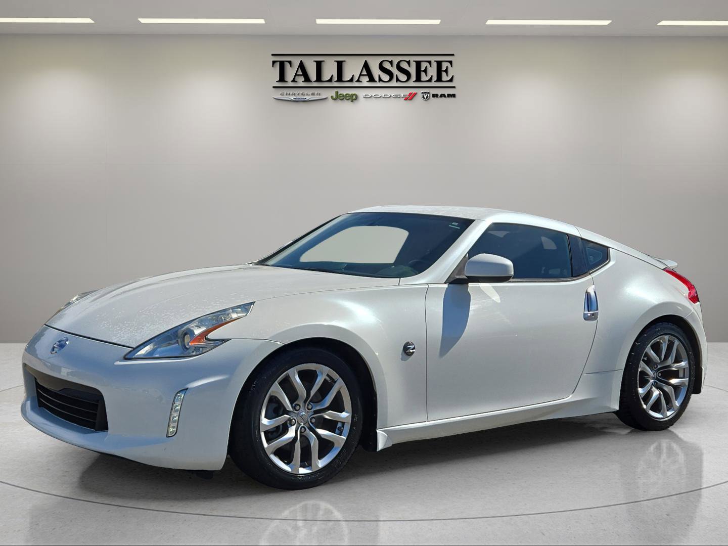 2014 Nissan 370Z Coupe Touring