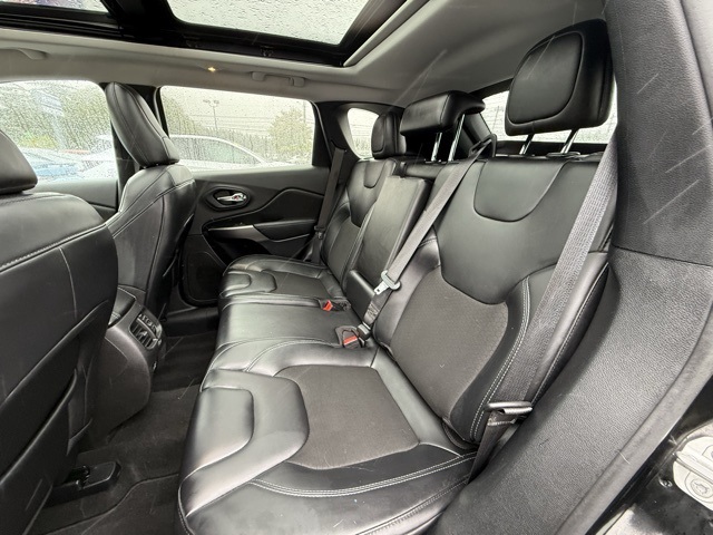 2021 Jeep Cherokee Latitude photo 15