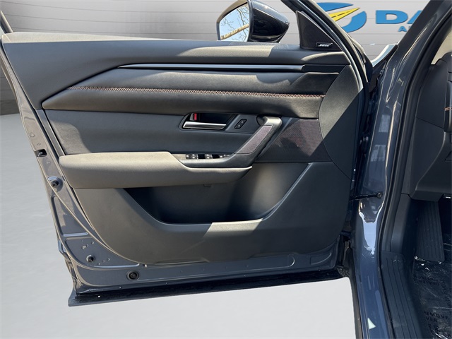 2025 Mazda CX-50 2.5 Premium Plus photo 11