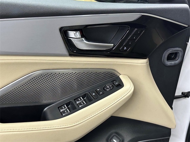 2023 Acura MDX SH-AWD photo 13
