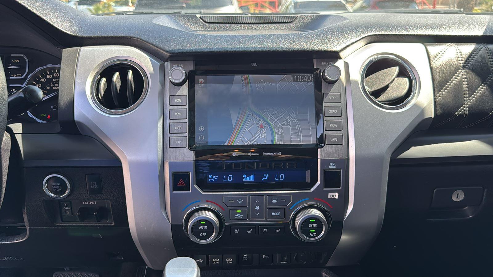 2021 Toyota Tundra Platinum CrewMax photo 18