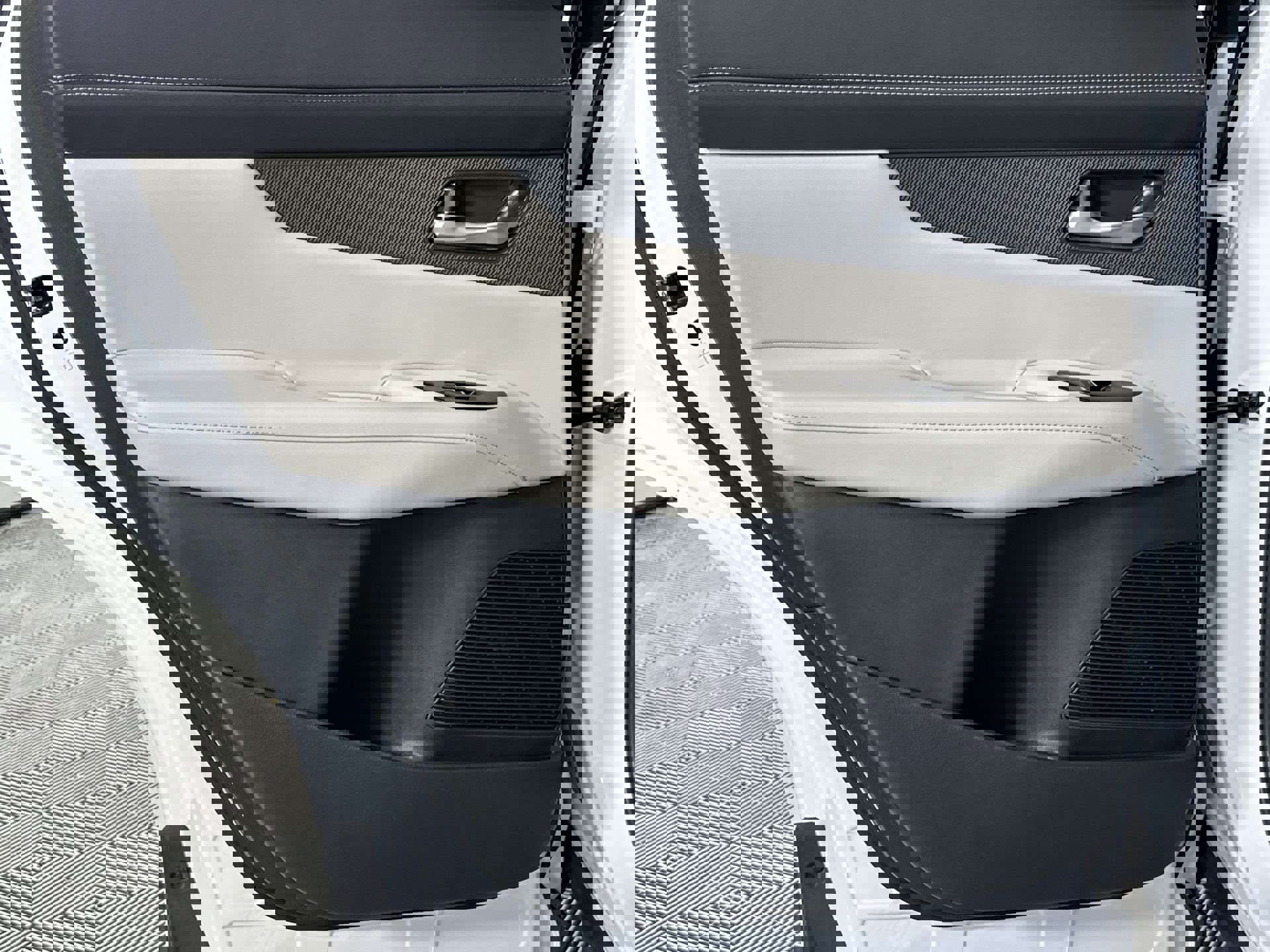 2025 Nissan Murano SL photo 26