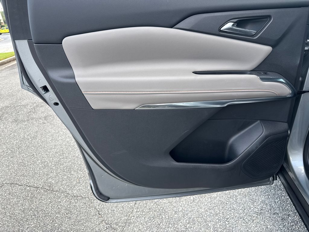 2025 Chevrolet Traverse photo 22