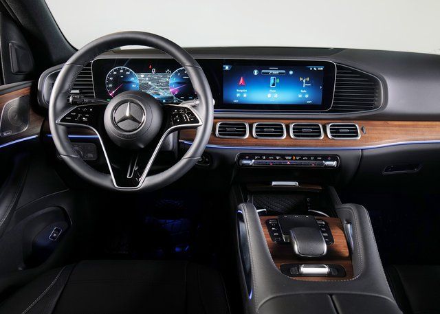 2025 Mercedes Benz GLE 580 4MATIC photo 13