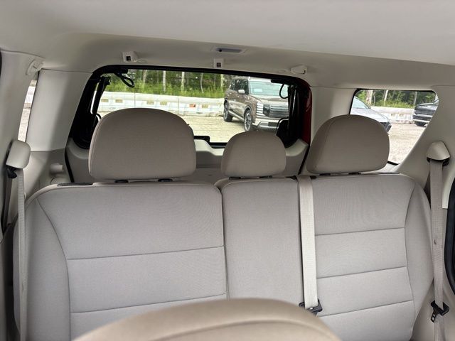 2012 Ford Escape XLT photo 12