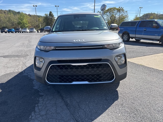2022 Kia Soul LX photo 9