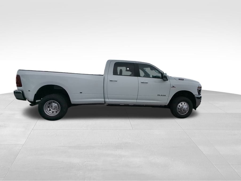 2025 Ram 3500 Limited photo 6