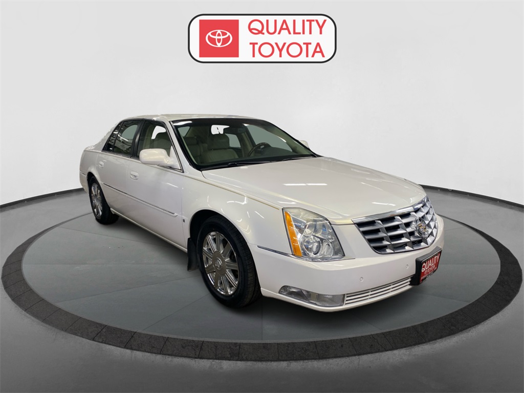 Used 2007 Cadillac DTS Luxury II with VIN 1G6KD57YX7U155277 for sale in Fergus Falls, Minnesota