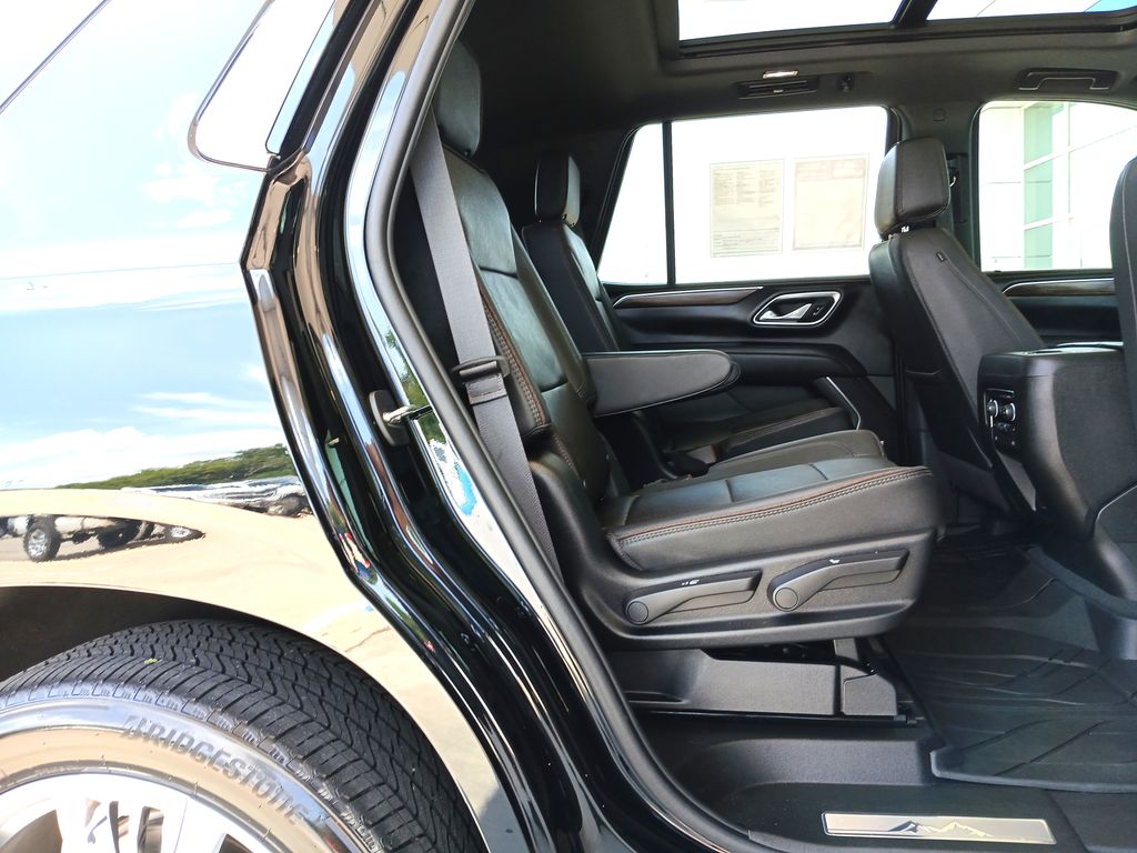 2024 Chevrolet Tahoe High Country photo 28
