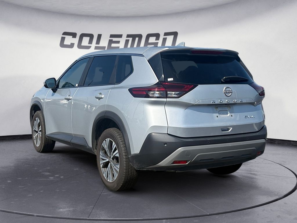 2023 Nissan Rogue SV photo 3