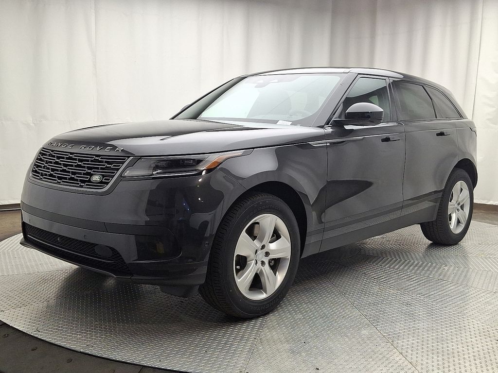 2026 Land Rover Range Rover Velar S's photo