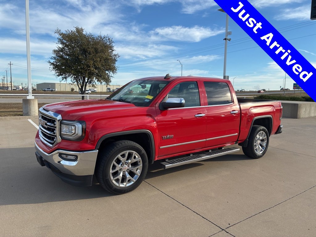 2018 GMC Sierra SLT's photo