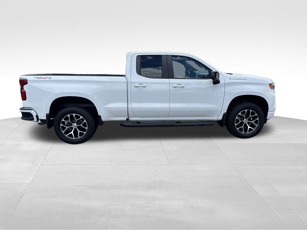 2022 Chevrolet Silverado 1500 RST photo 6
