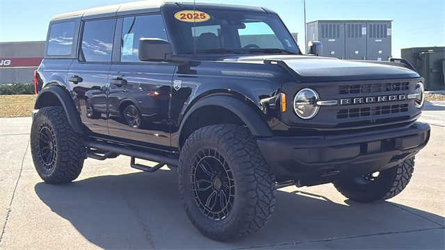 2025 Ford Bronco 4-Door Big Bend's photo