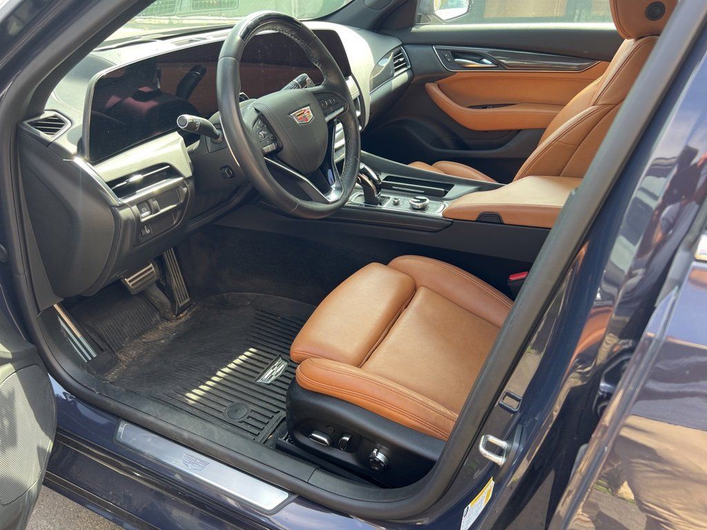 2025 Cadillac CT5 Premium Luxury photo 3