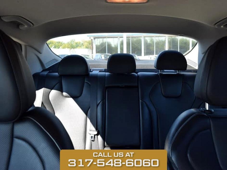 2024 Hyundai Elantra Limited photo 18