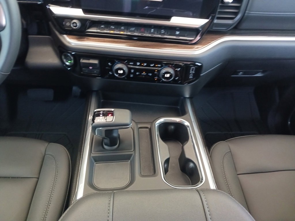 2025 Chevrolet Silverado 1500 RST photo 25
