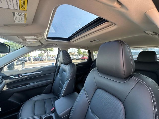 2025 Mazda CX-5 2.5 S Preferred photo 24