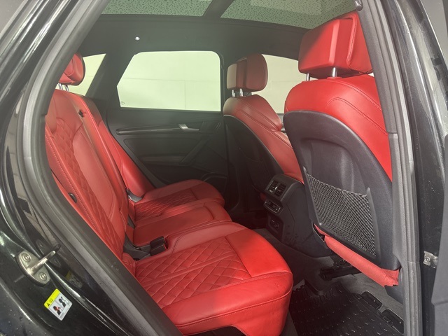 2021 Audi SQ5 Prestige photo 4