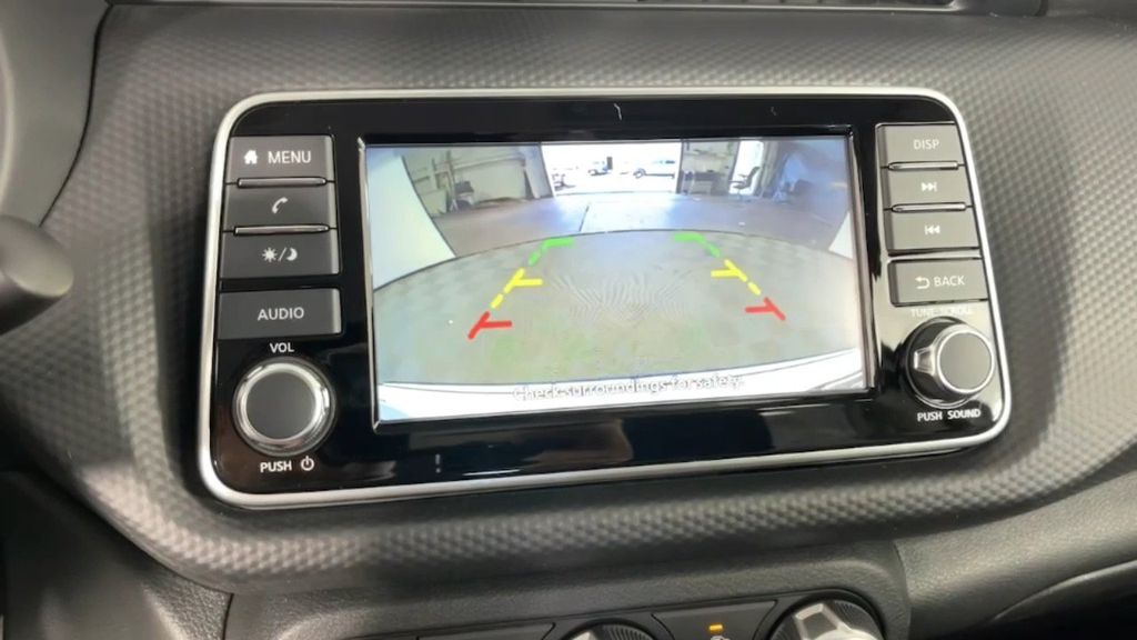 2025 Nissan Kicks Play S photo 20