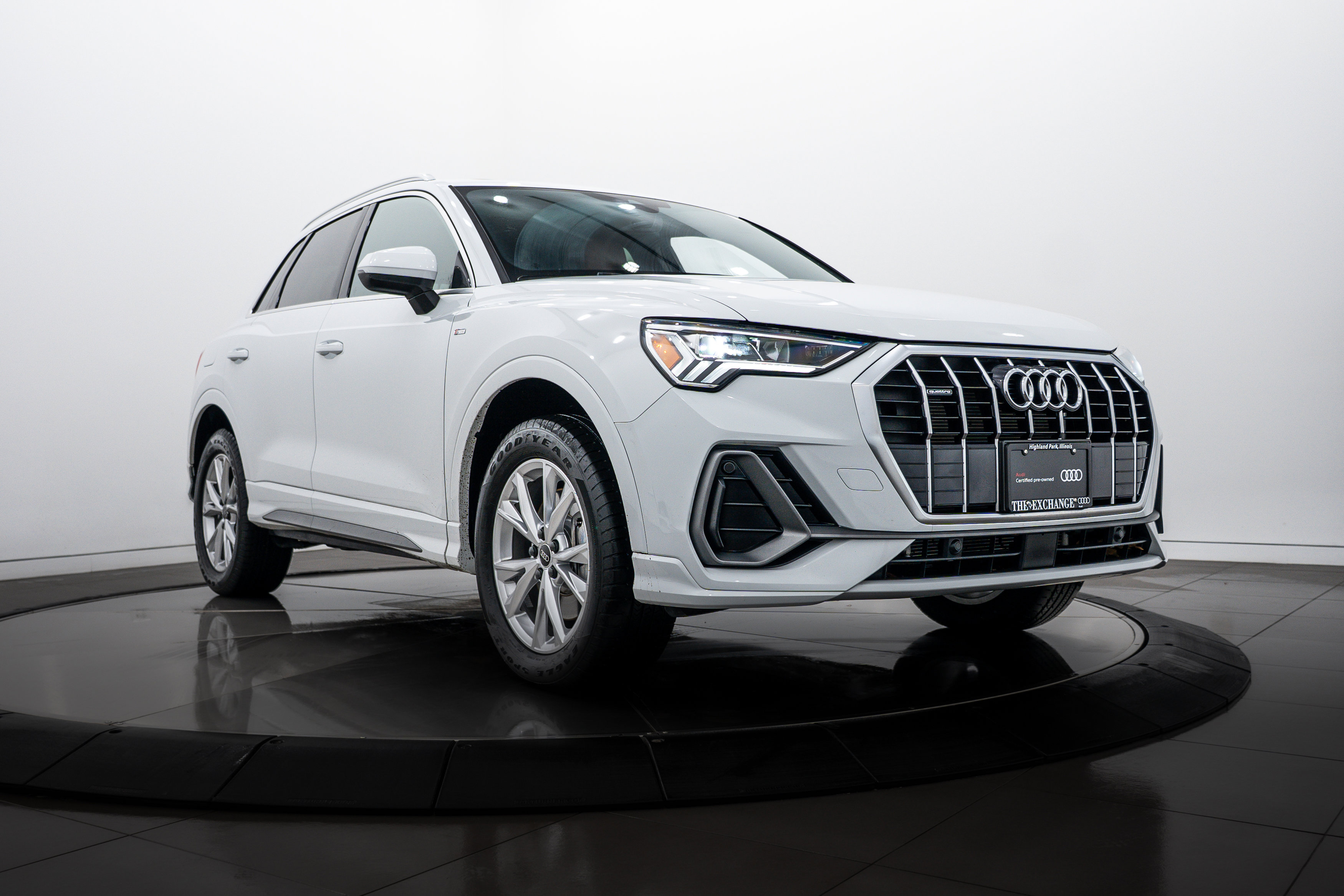 2023 Audi Q3 S Line Premium's photo