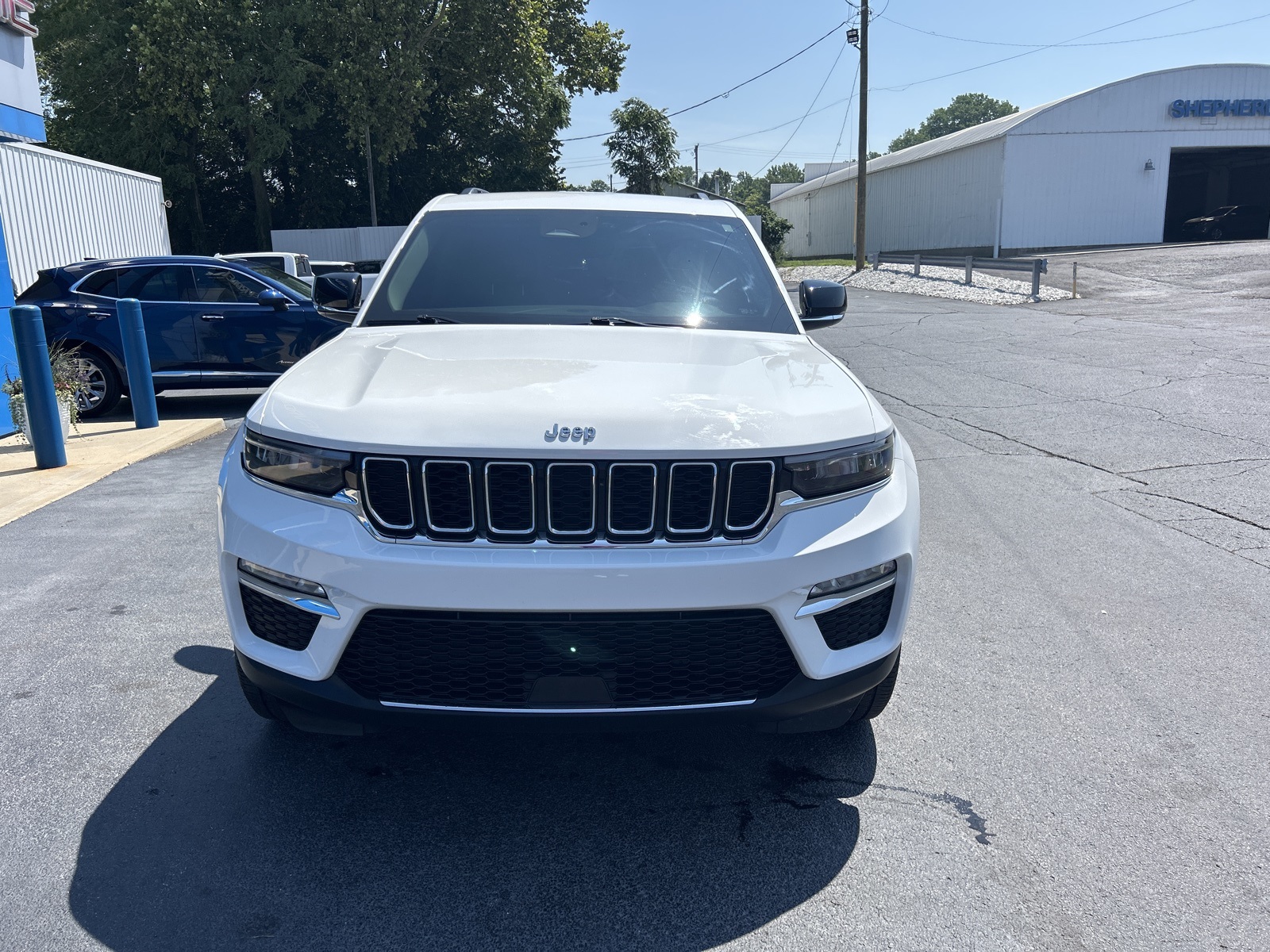 2023 Jeep Grand Cherokee Limited photo 13