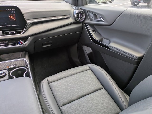 2026 Chevrolet Equinox LT photo 18