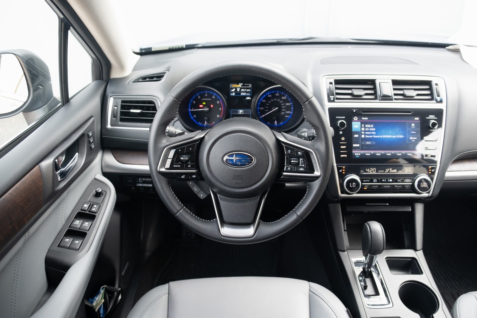 Used 2019 Subaru Outback Limited with VIN 4S4BSANC1K3352769 for sale in Mount Vernon, WA