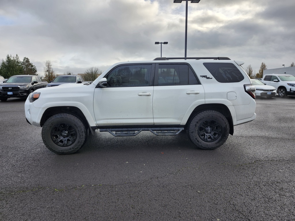 2021 Toyota 4Runner TRD Off-Road Premium photo 4