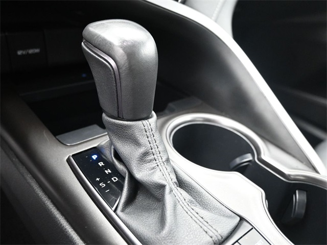 2024 Toyota Camry SE photo 12
