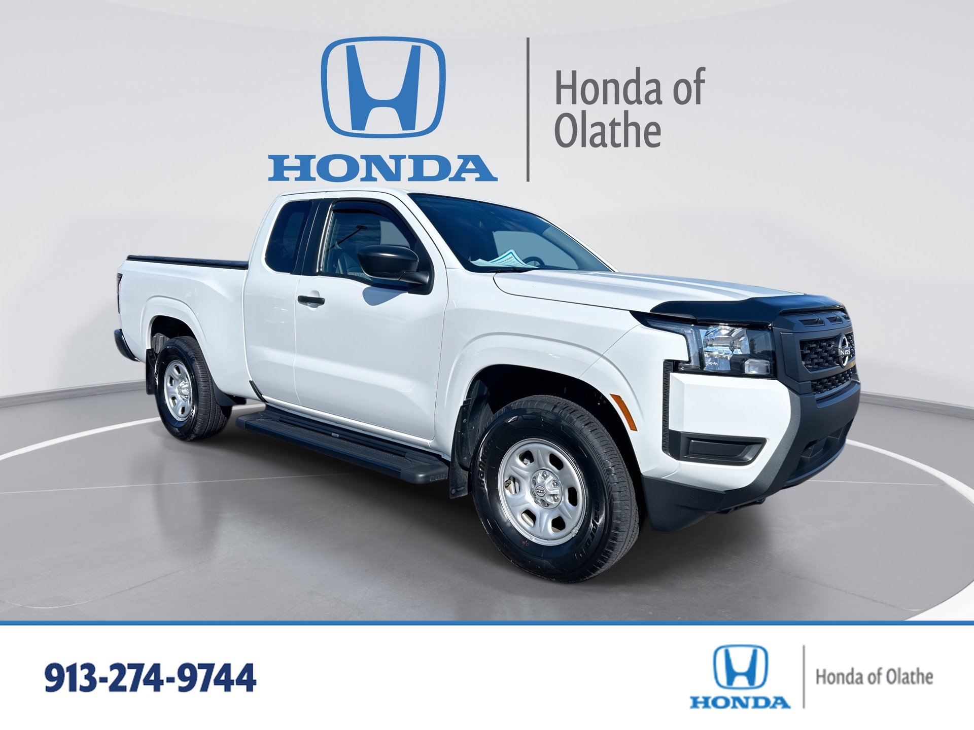 2025 Nissan Frontier S's photo