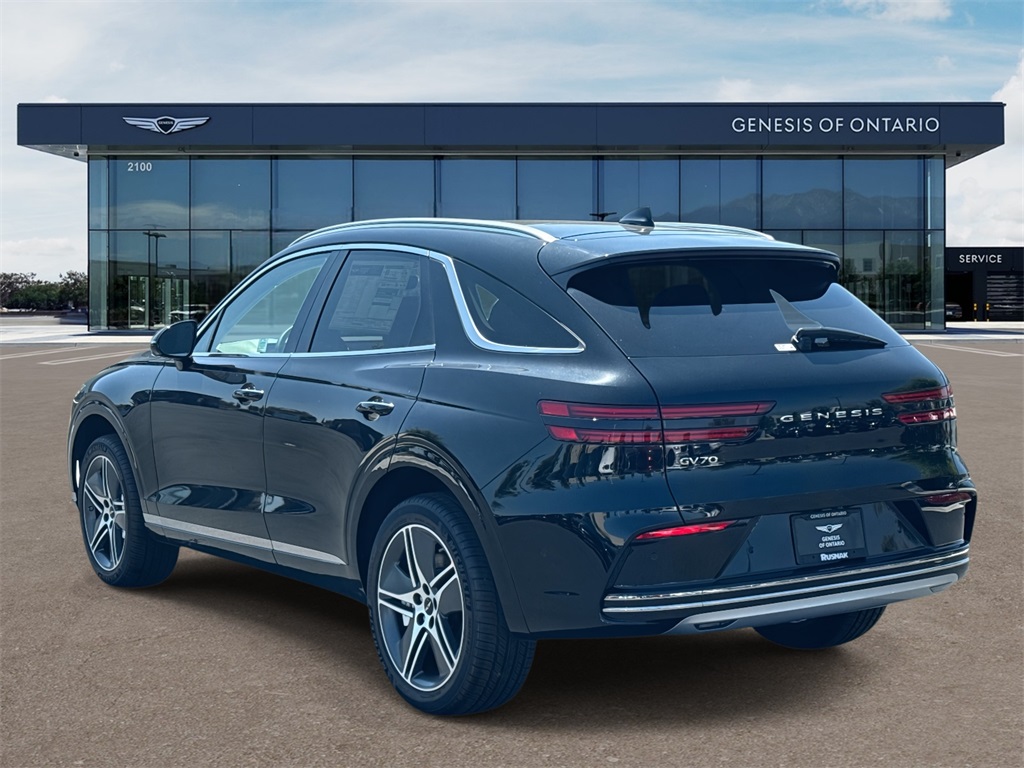 2026 Genesis Electrified GV70 Advanced photo 2
