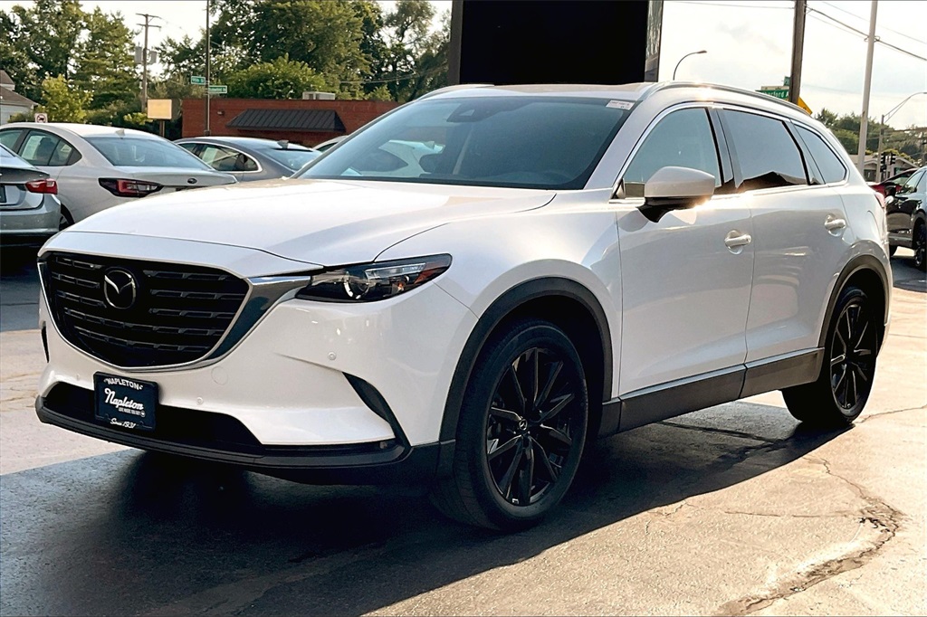 2022 Mazda CX-9 Touring photo 8