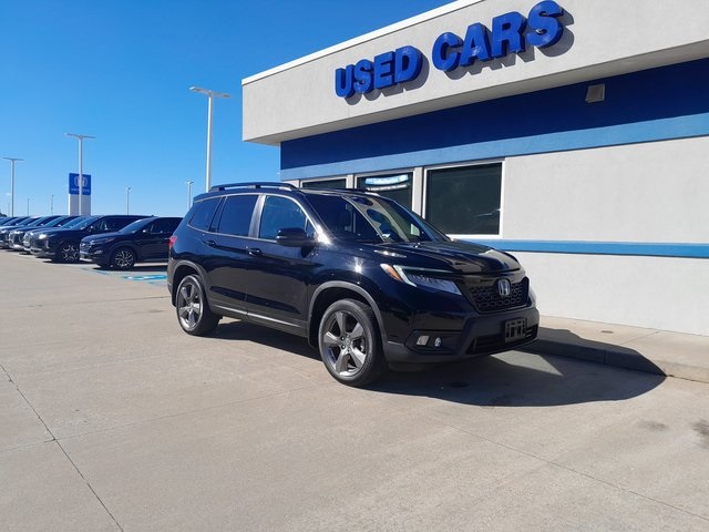 2019 Honda Passport Touring photo 2