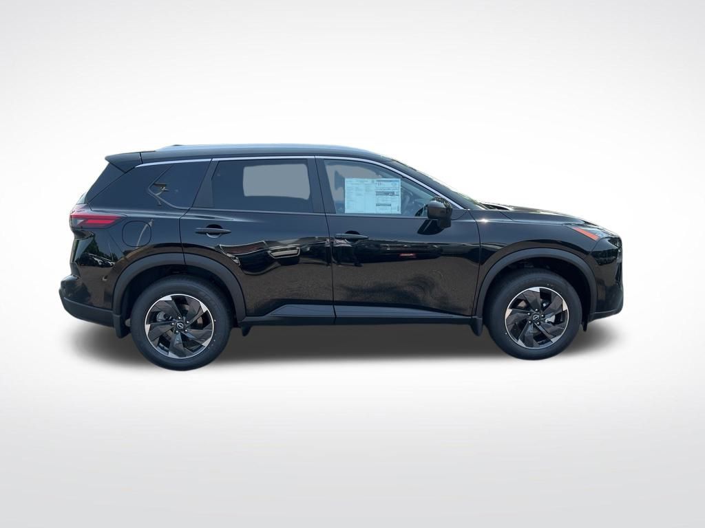 2025 Nissan Rogue SV photo 2