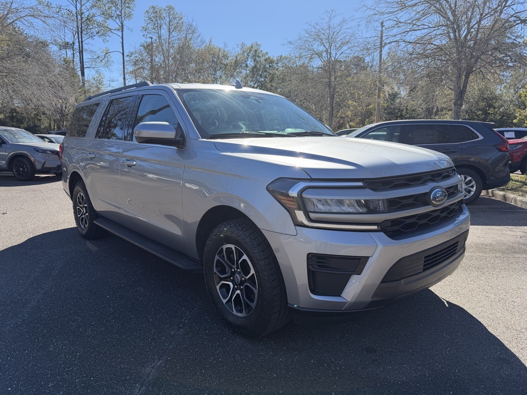 2024 Ford Expedition XLT's photo