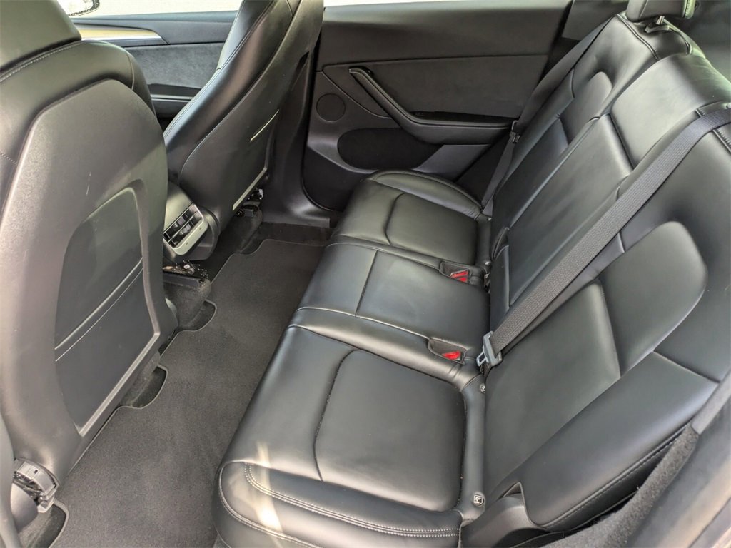 2023 Tesla Model Y Long Range photo 12