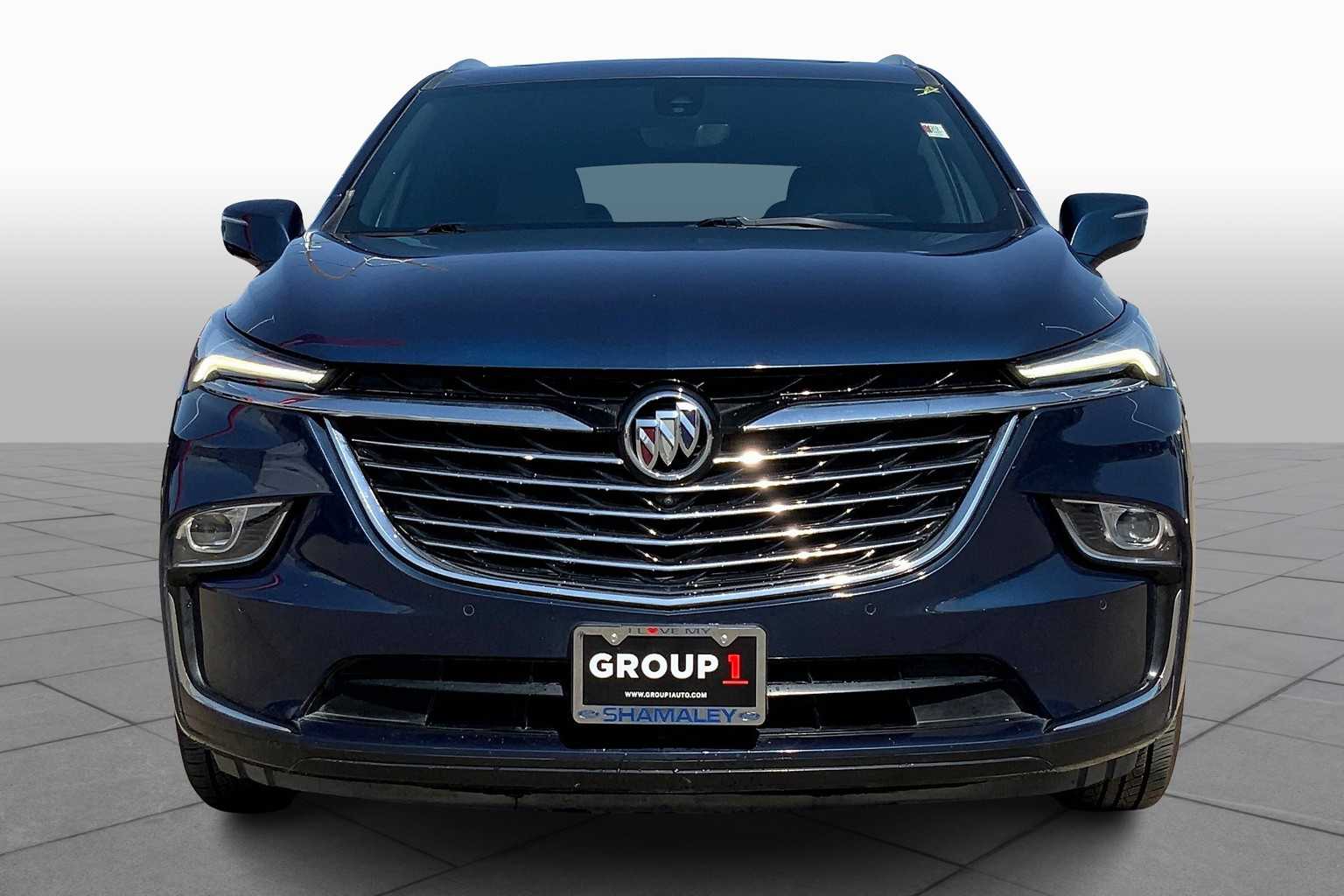 2023 Buick Enclave Premium photo 3