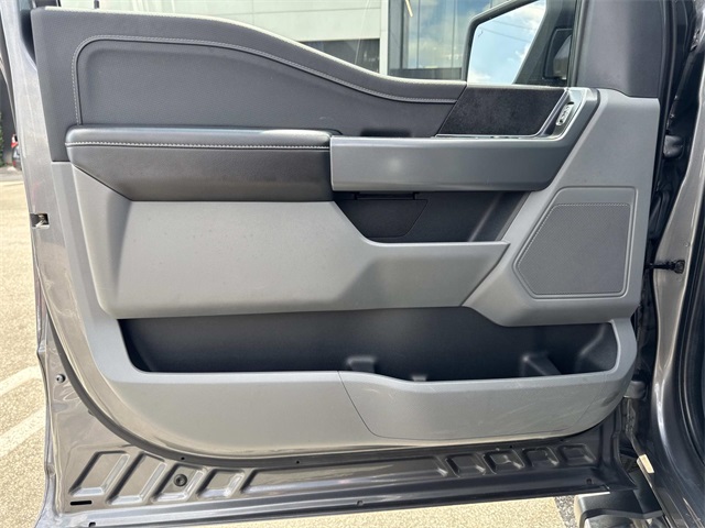 2024 Ford F-150 XLT photo 11