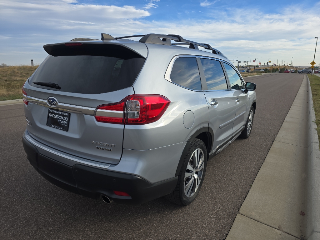 2022 Subaru Ascent Touring photo 4