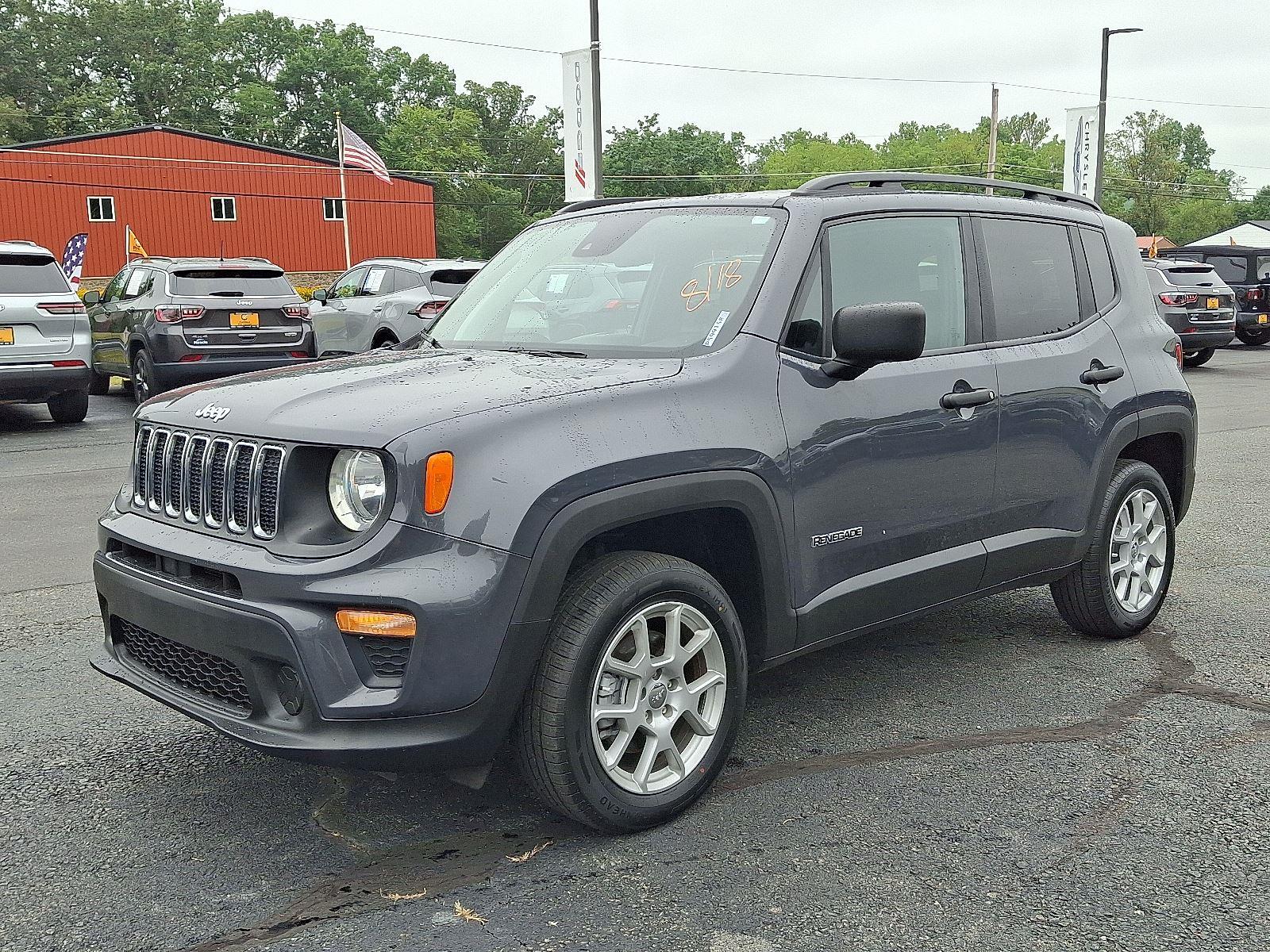2021 Jeep Renegade Sport photo 3