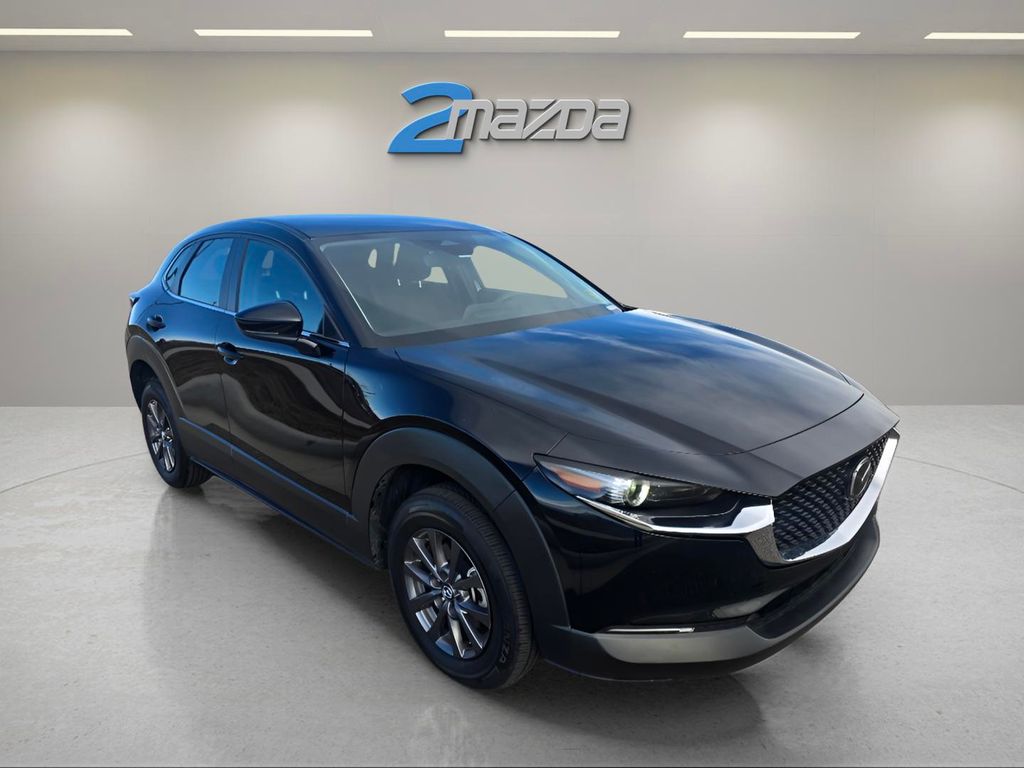 2025 Mazda CX-30 S's photo