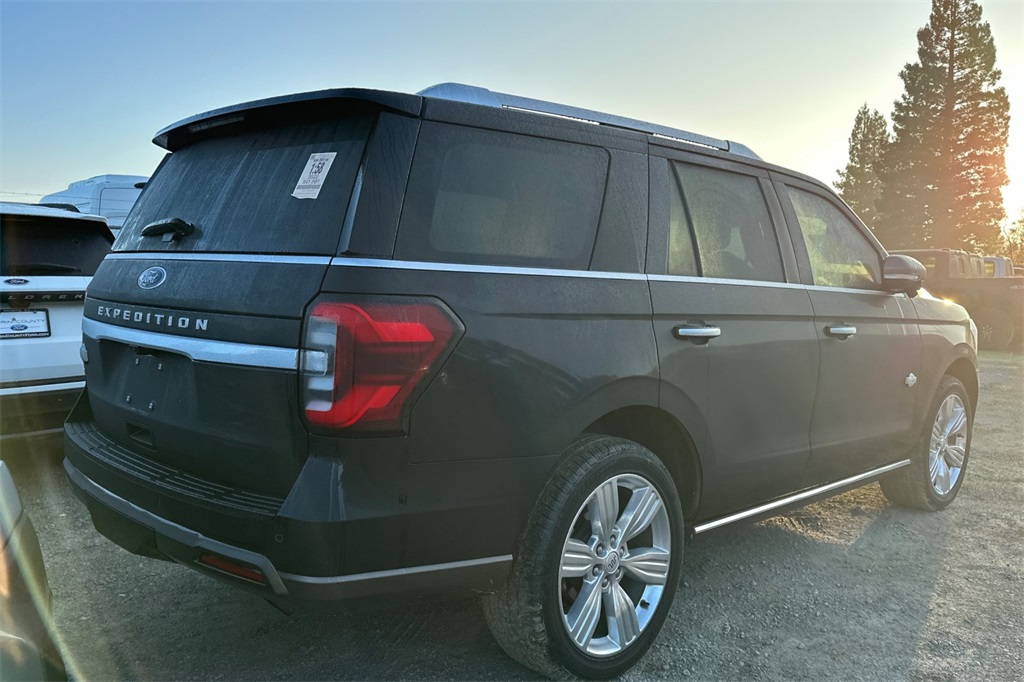 2022 Ford Expedition King Ranch photo 2