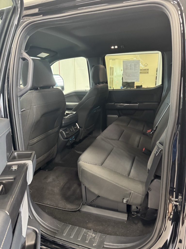 2023 Ford F-150 XLT photo 20